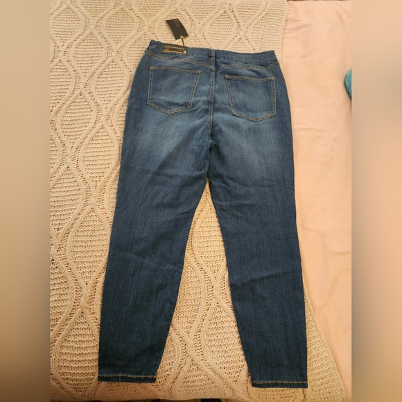 Refuse Women High Rise Shaping Skinny Size 18 - Picture 6 of 6